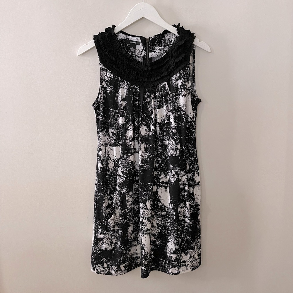 ALFANI Shift Dress, Ruffled Trim Neckline with Pockets